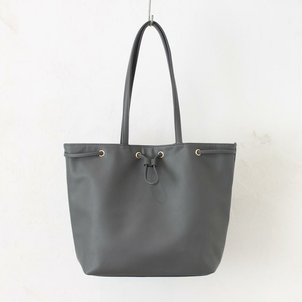 チャコールグレー